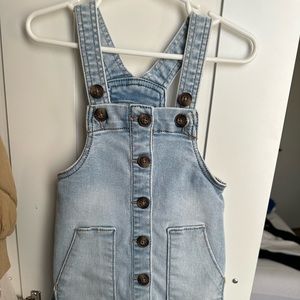 Overall dress